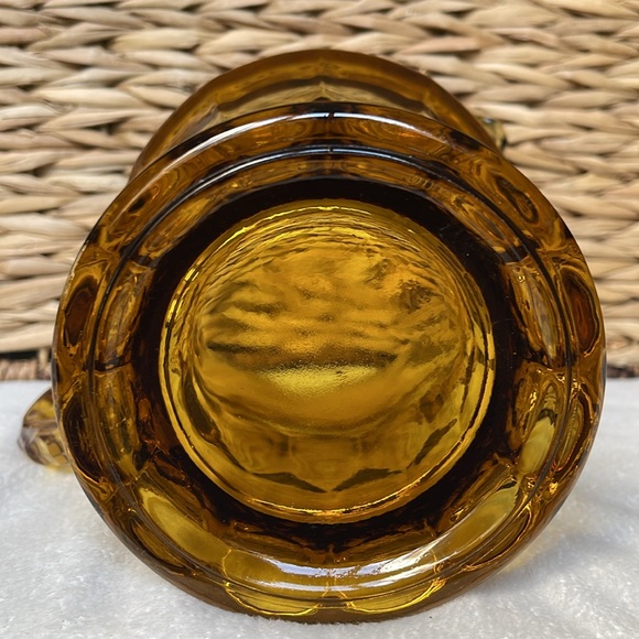 Vintage Depression Glass Amber Gold Water Pitcher 44 ounces or 4 1/2 cups - Picture 7 of 8